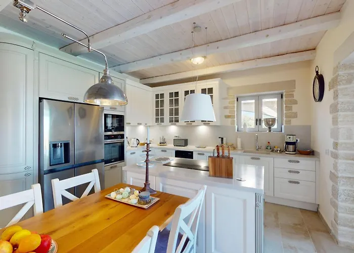 Lumidana * 하니아