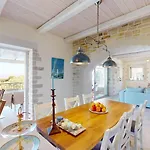 Lumidana Villa