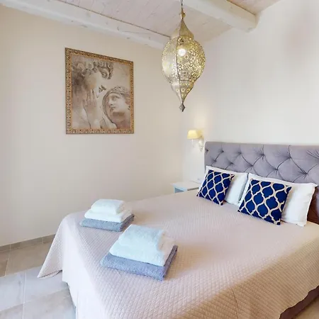 Lumidana Villa